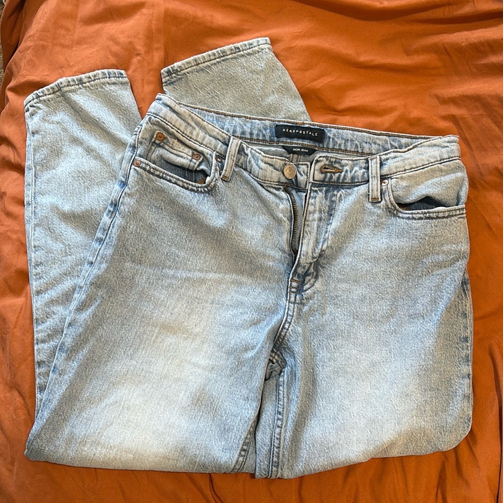 Women’s mom jeans